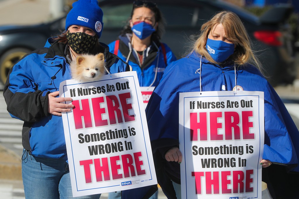 Nurses in Crisis Over Covid Dig In for Better Work Conditions thumbnail
